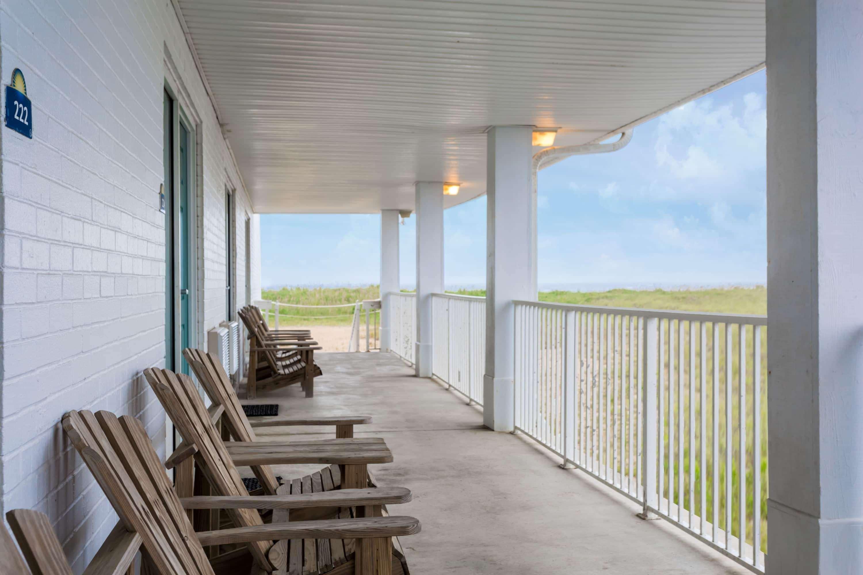 Days Inn By Wyndham Kill Devil Hills Oceanfront - Wilbur Екстериор снимка