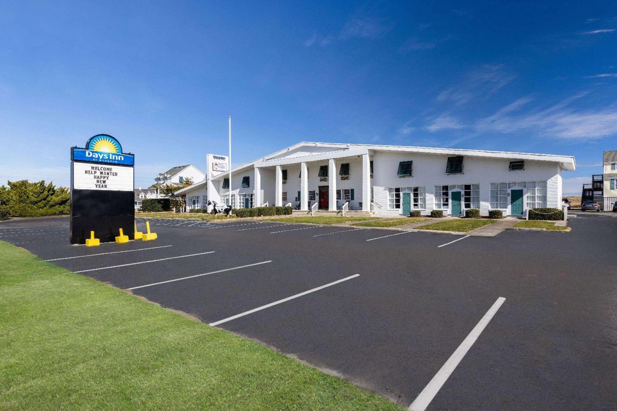 Days Inn By Wyndham Kill Devil Hills Oceanfront - Wilbur Екстериор снимка